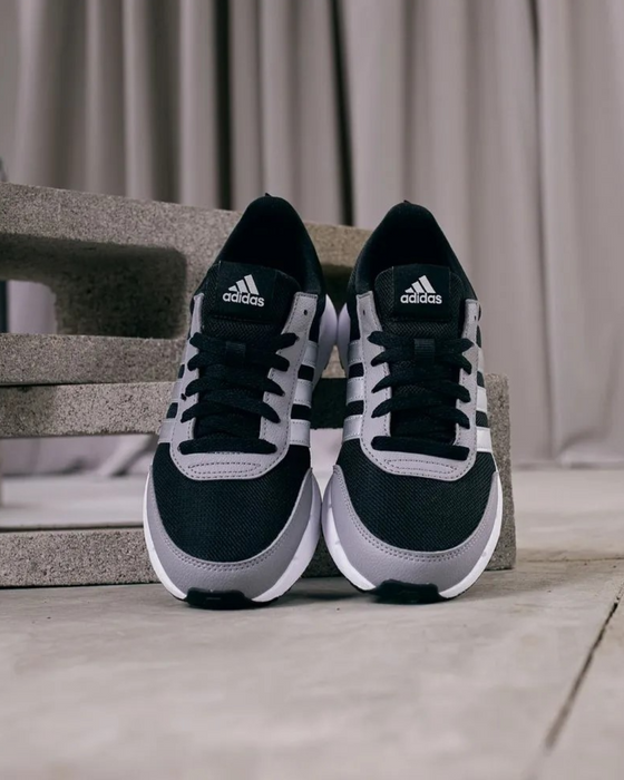 Zapatilla Adidas RUN50S
